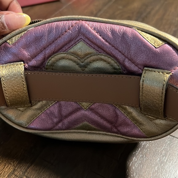 Authentic Gucci belt Bag - Picture 5 of 6